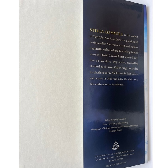 The Immortal Throne The City By Stella Gemmell Hardback Book - Picture 5 of 5